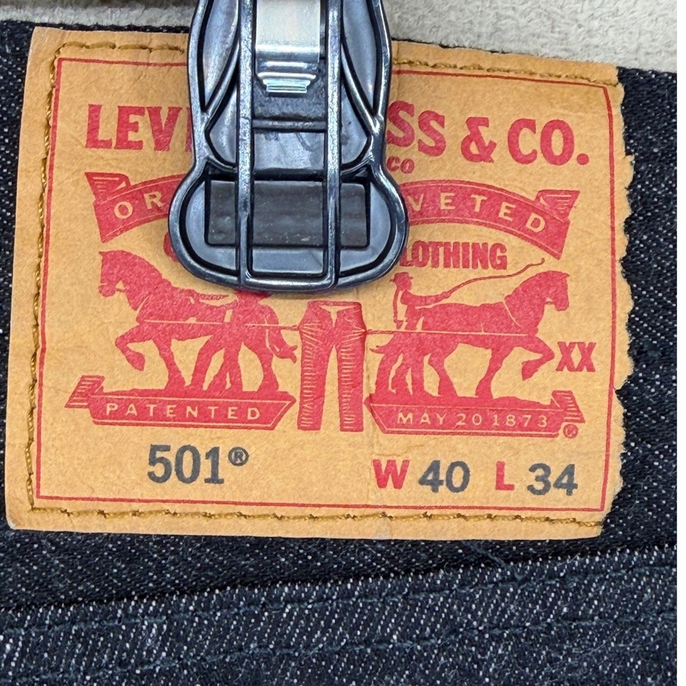 Levi Strauss 501 Jeans‎ Dark Wash Button Fly Straight Leg Men W40 L34 - Picture 7 of 11